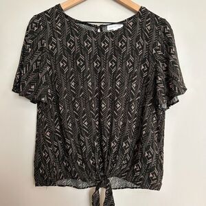 Socialite Tie Front Black and Tan Top with Flutter Sleeves